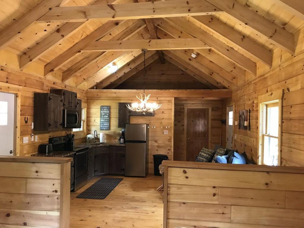 Pine Creek Cabins & Camping Resort South Bloomingville Экстерьер фото